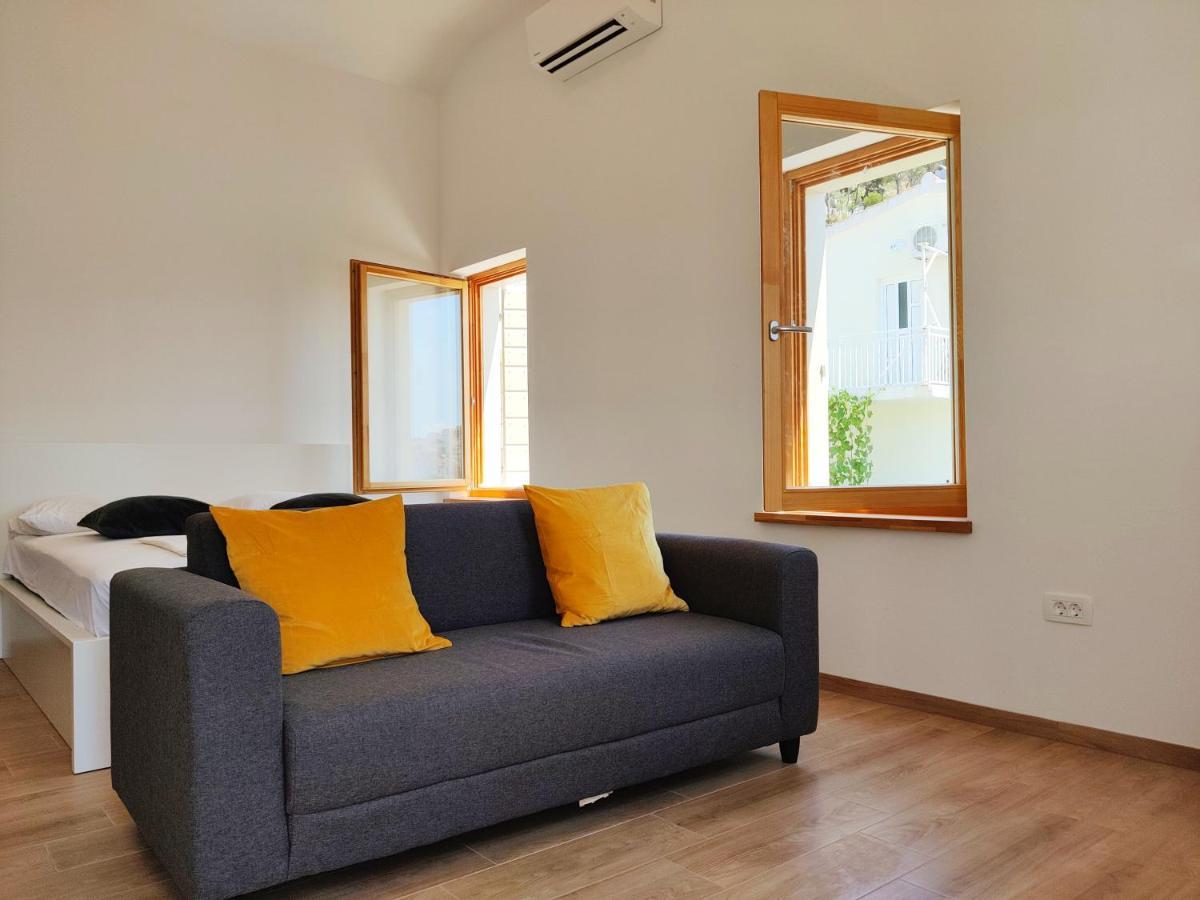 Brand New Apt W Balcony & Perfect Seaview At Center Hvar Town Exteriör bild