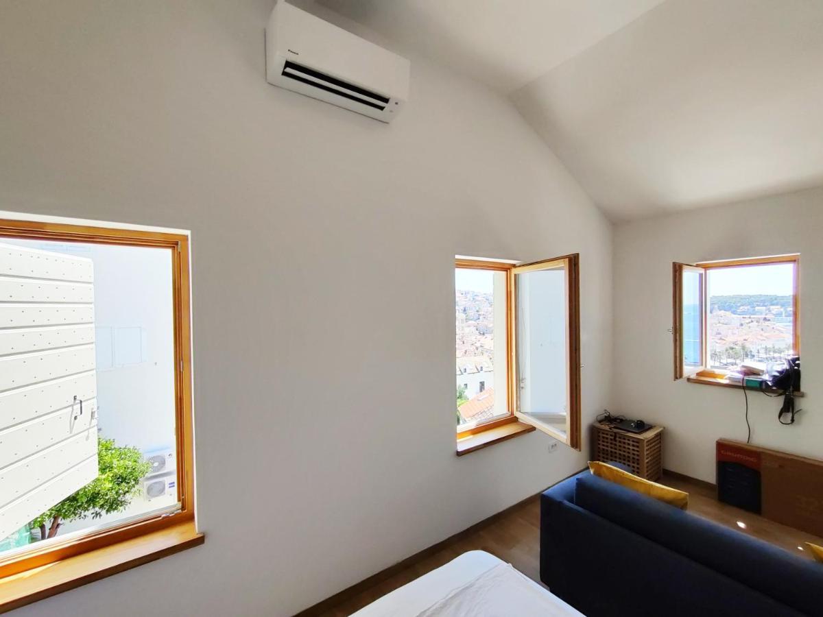 Brand New Apt W Balcony & Perfect Seaview At Center Hvar Town Exteriör bild