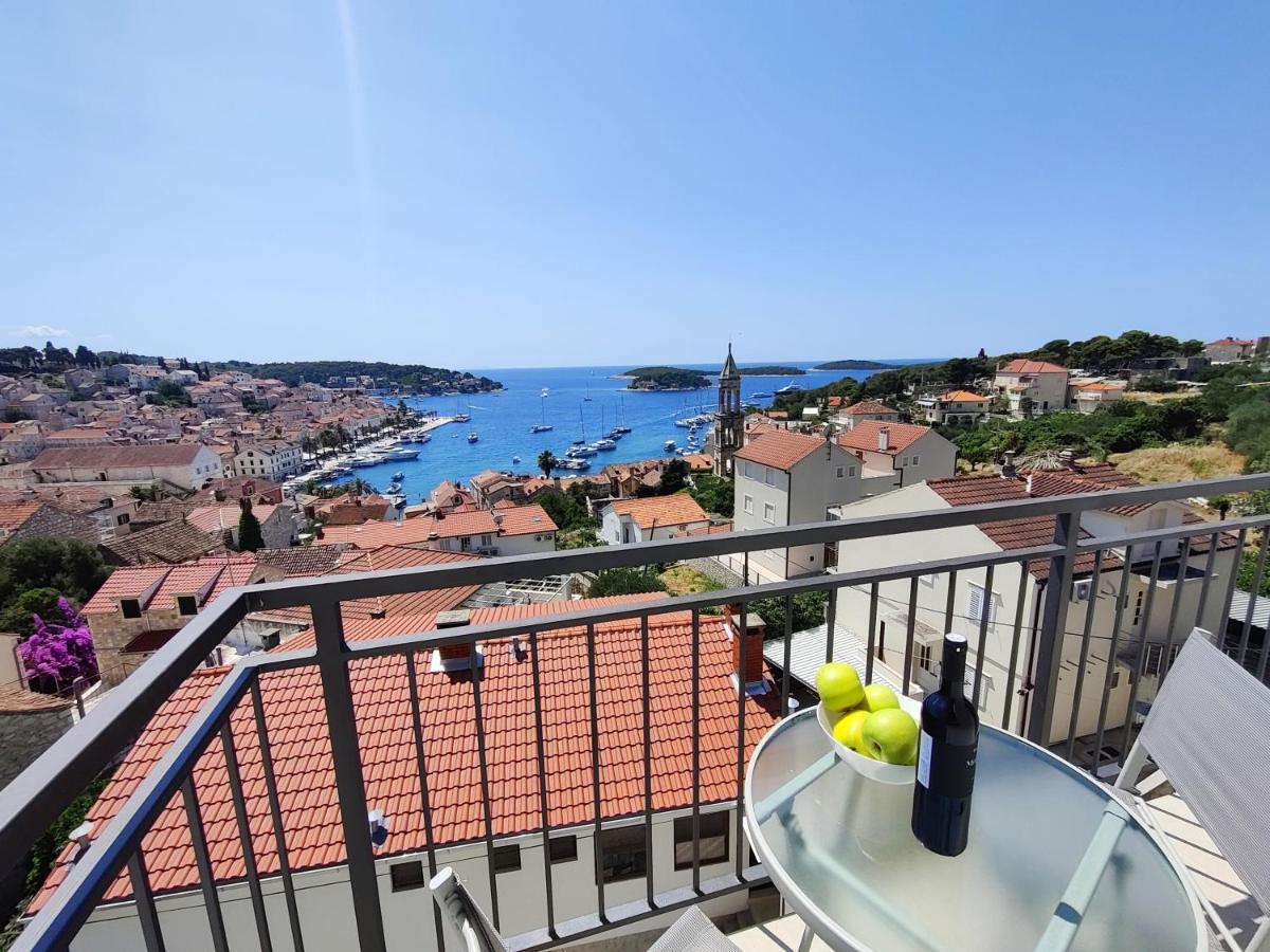 Brand New Apt W Balcony & Perfect Seaview At Center Hvar Town Exteriör bild