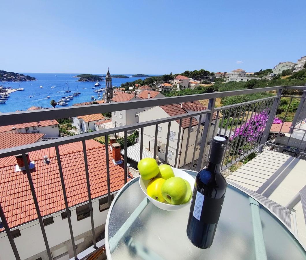 Brand New Apt W Balcony & Perfect Seaview At Center Hvar Town Exteriör bild