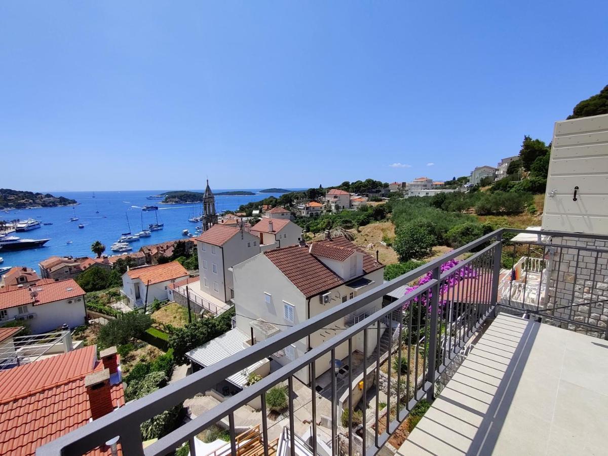 Brand New Apt W Balcony & Perfect Seaview At Center Hvar Town Exteriör bild