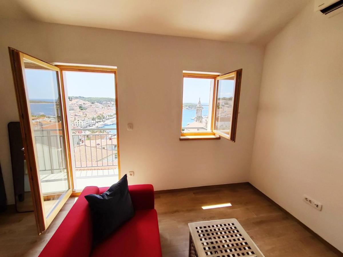 Brand New Apt W Balcony & Perfect Seaview At Center Hvar Town Exteriör bild