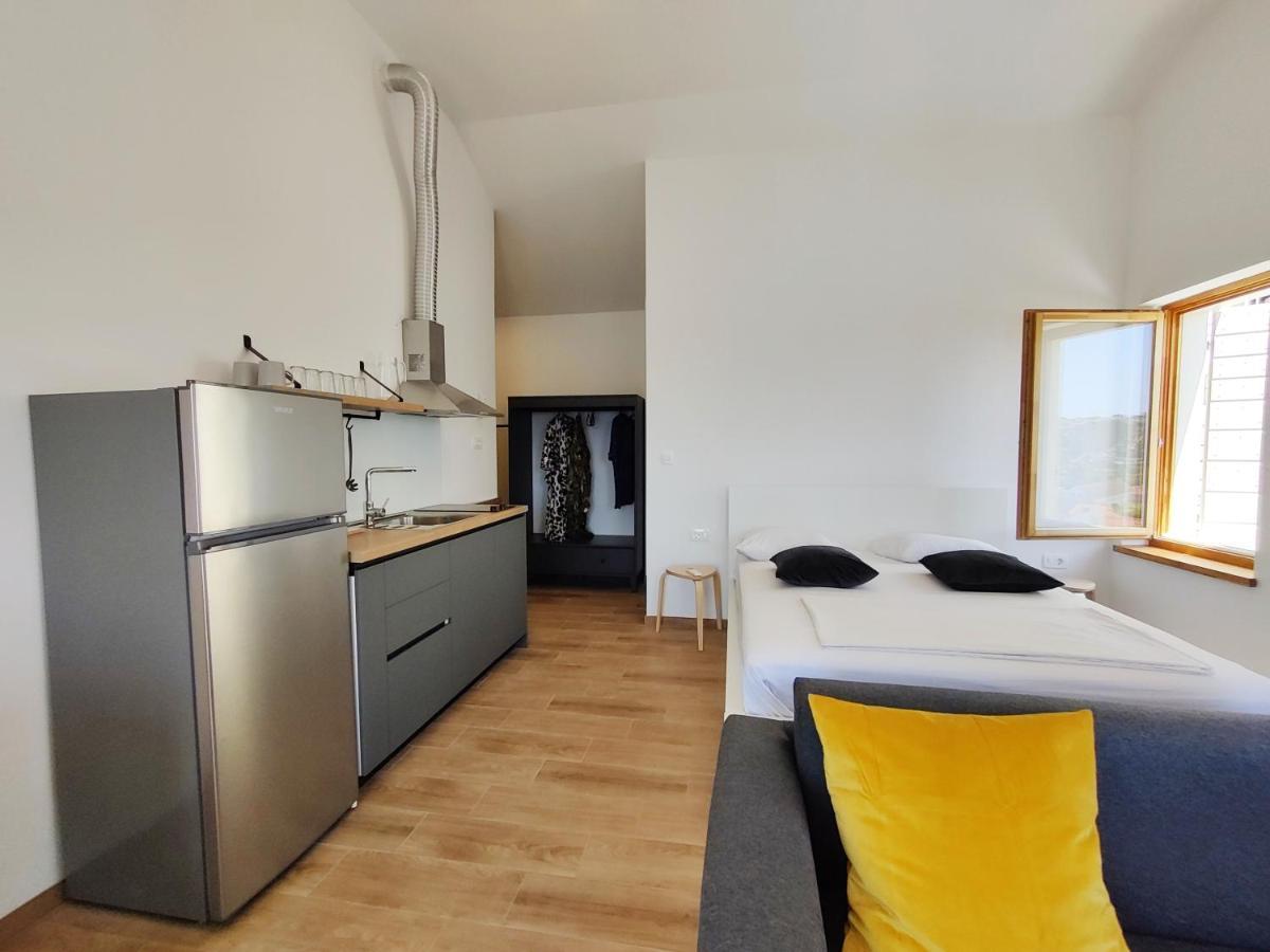 Brand New Apt W Balcony & Perfect Seaview At Center Hvar Town Exteriör bild
