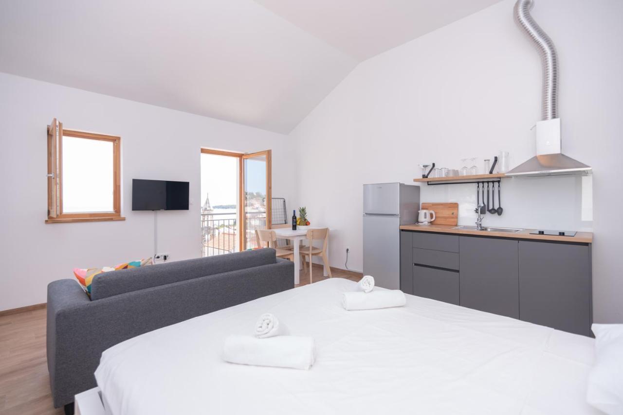 Brand New Apt W Balcony & Perfect Seaview At Center Hvar Town Exteriör bild